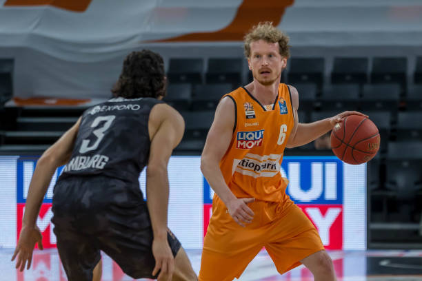 的韧性与执 的韧性与执