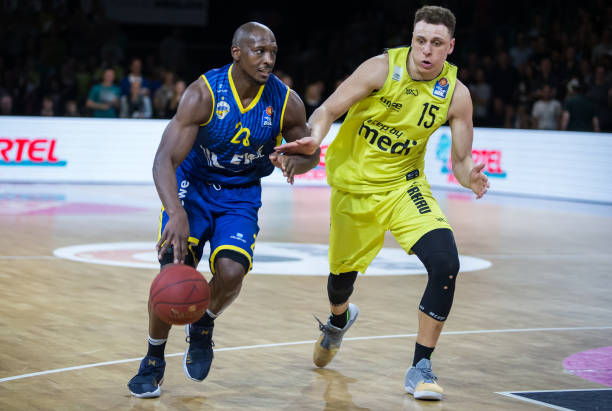 配的球队至 配的球队至