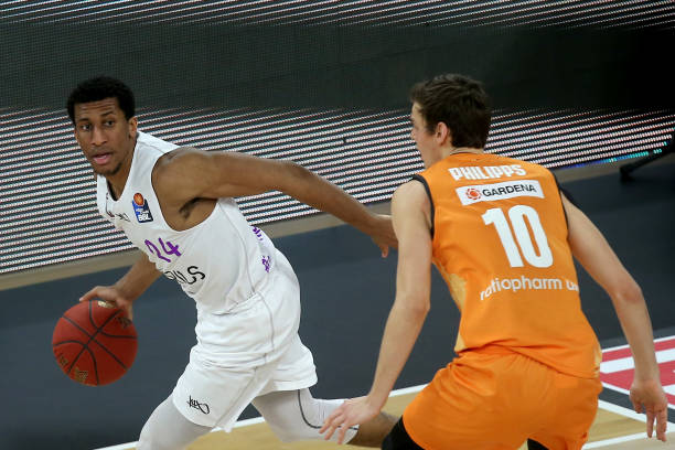 折的过程中 折的过程中